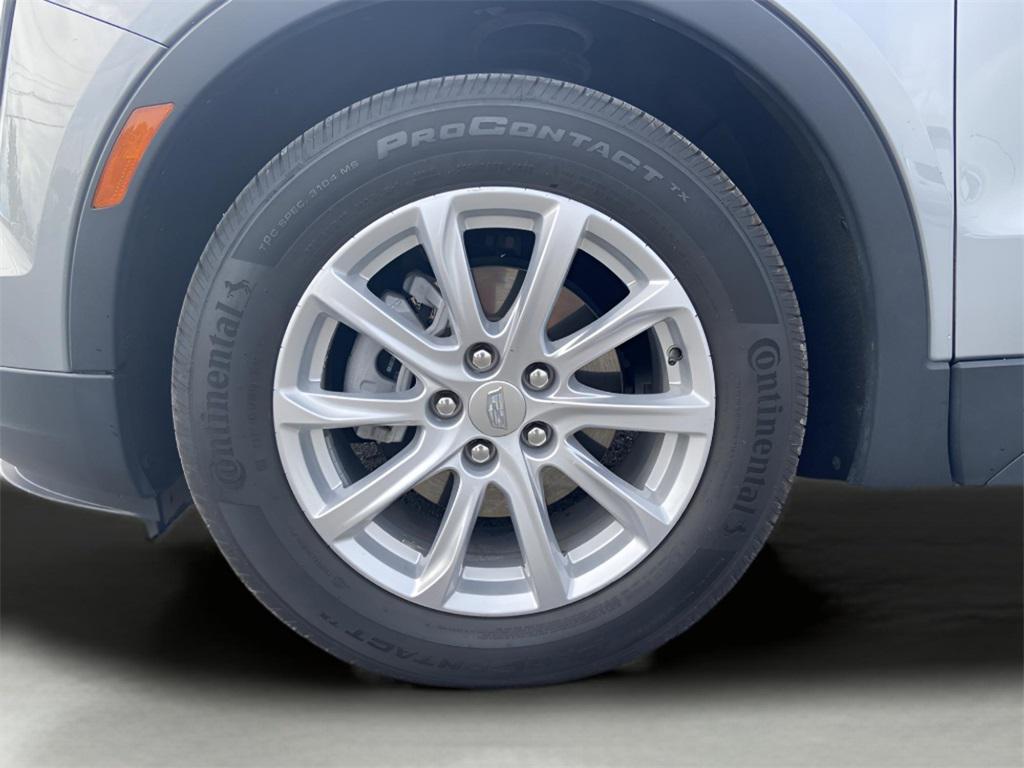 used 2023 Cadillac XT4 car, priced at $29,624