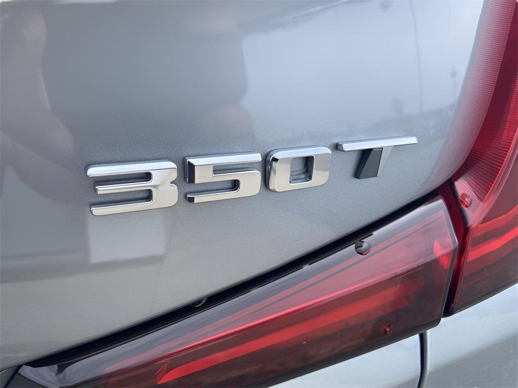used 2023 Cadillac XT4 car, priced at $29,624