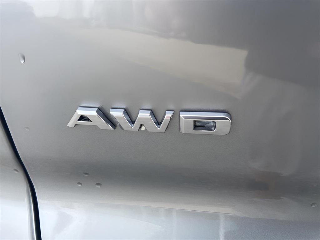 used 2023 Cadillac XT4 car, priced at $29,624