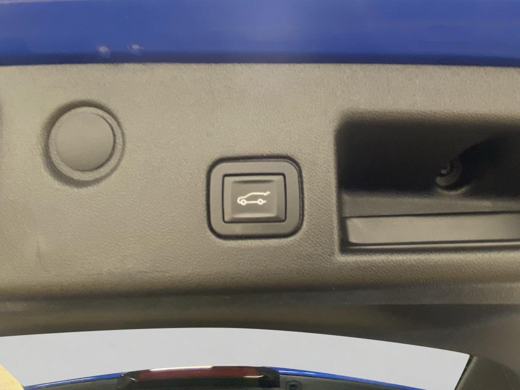 used 2019 Chevrolet Equinox car, priced at $16,460