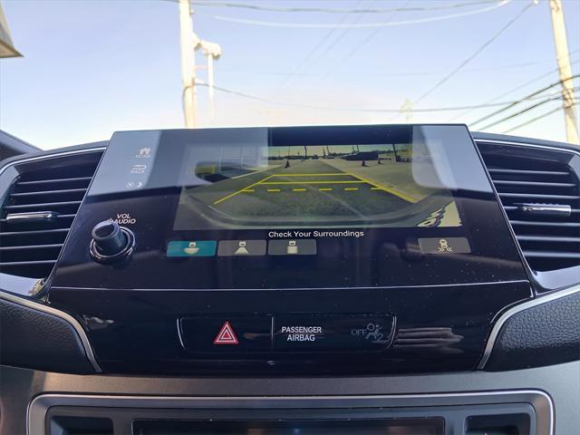 used 2022 Honda Pilot car, priced at $34,495
