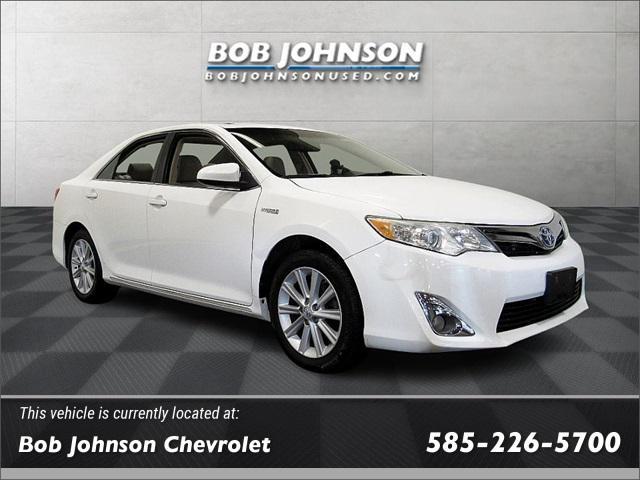 used 2014 Toyota Camry Hybrid car, priced at $9,986