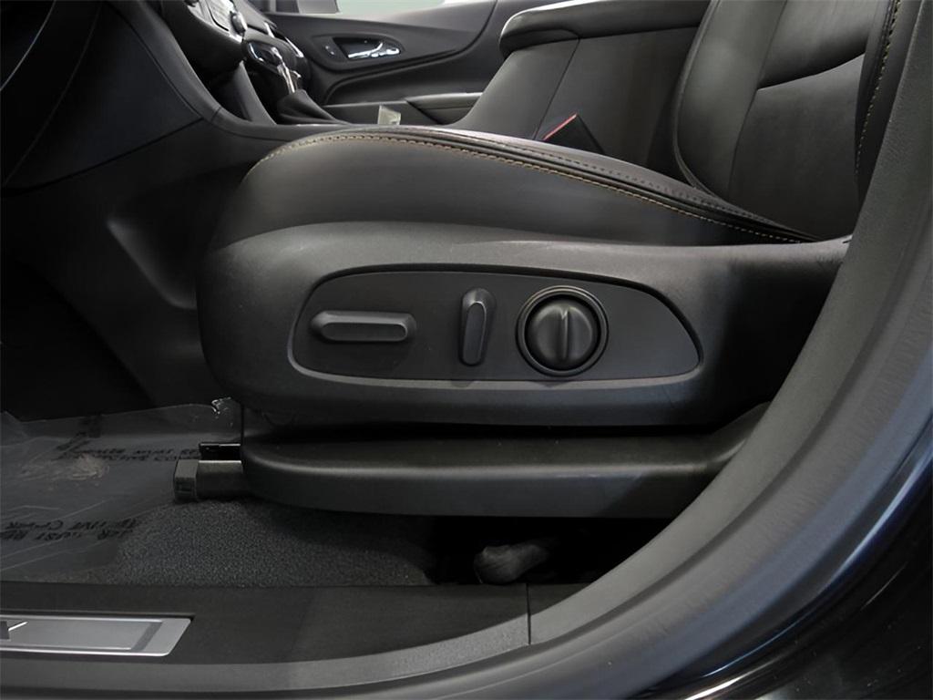 used 2022 Chevrolet Equinox car, priced at $23,000