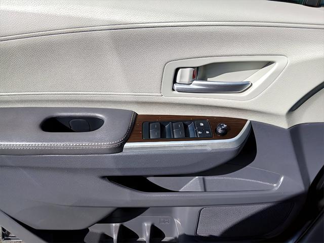 used 2022 Toyota Sienna car, priced at $37,324