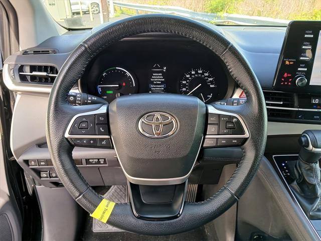 used 2022 Toyota Sienna car, priced at $37,324
