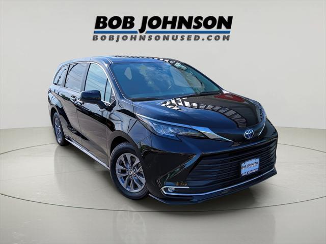 used 2022 Toyota Sienna car, priced at $37,324