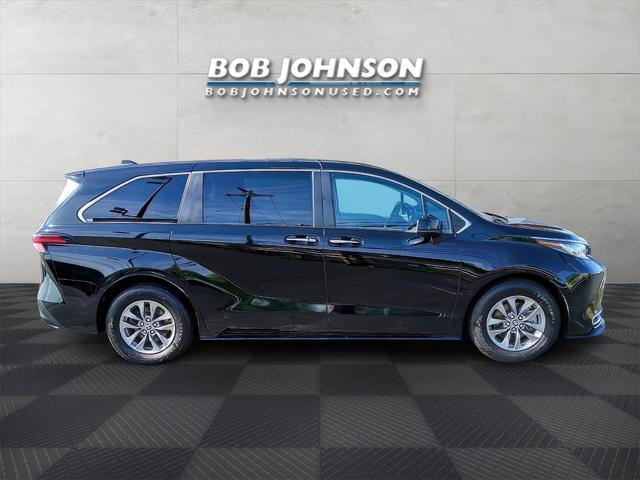 used 2022 Toyota Sienna car, priced at $37,324