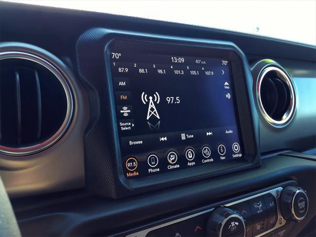 used 2021 Jeep Wrangler Unlimited car, priced at $39,277