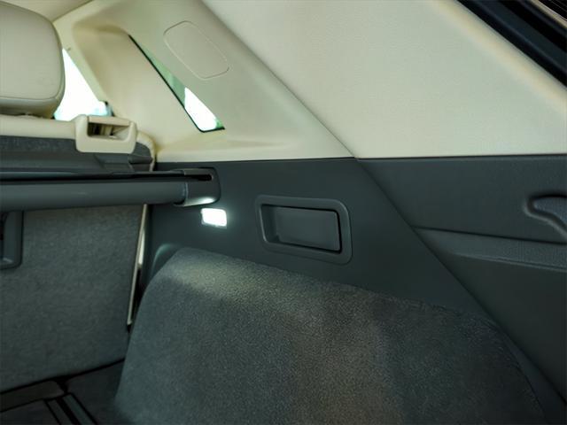 used 2022 Cadillac XT5 car, priced at $32,413