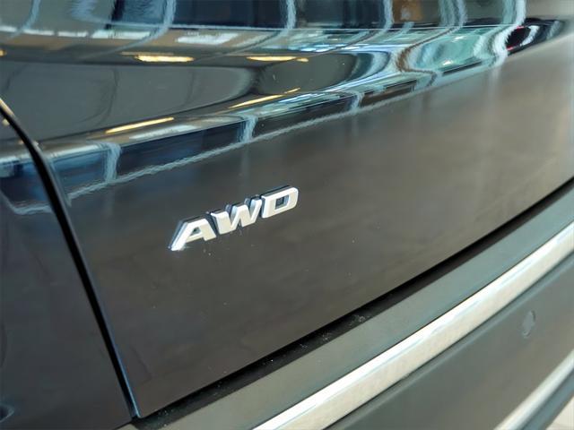 used 2022 Cadillac XT5 car, priced at $32,413