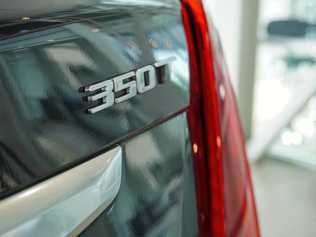 used 2022 Cadillac XT5 car, priced at $32,413