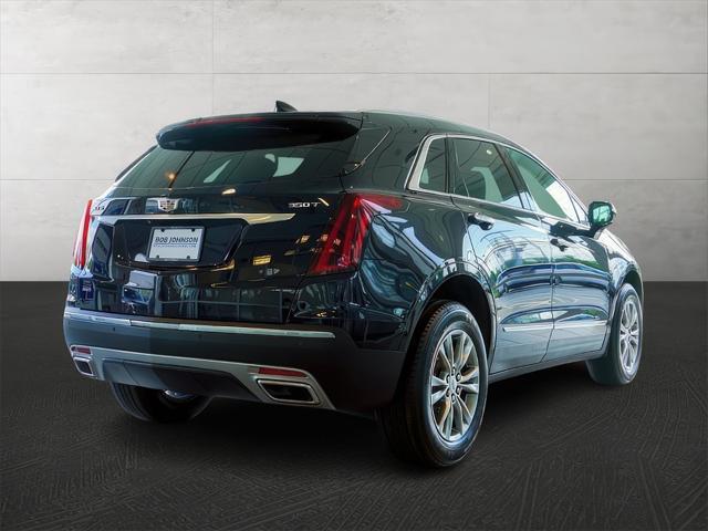 used 2022 Cadillac XT5 car, priced at $32,413