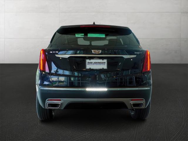 used 2022 Cadillac XT5 car, priced at $32,413