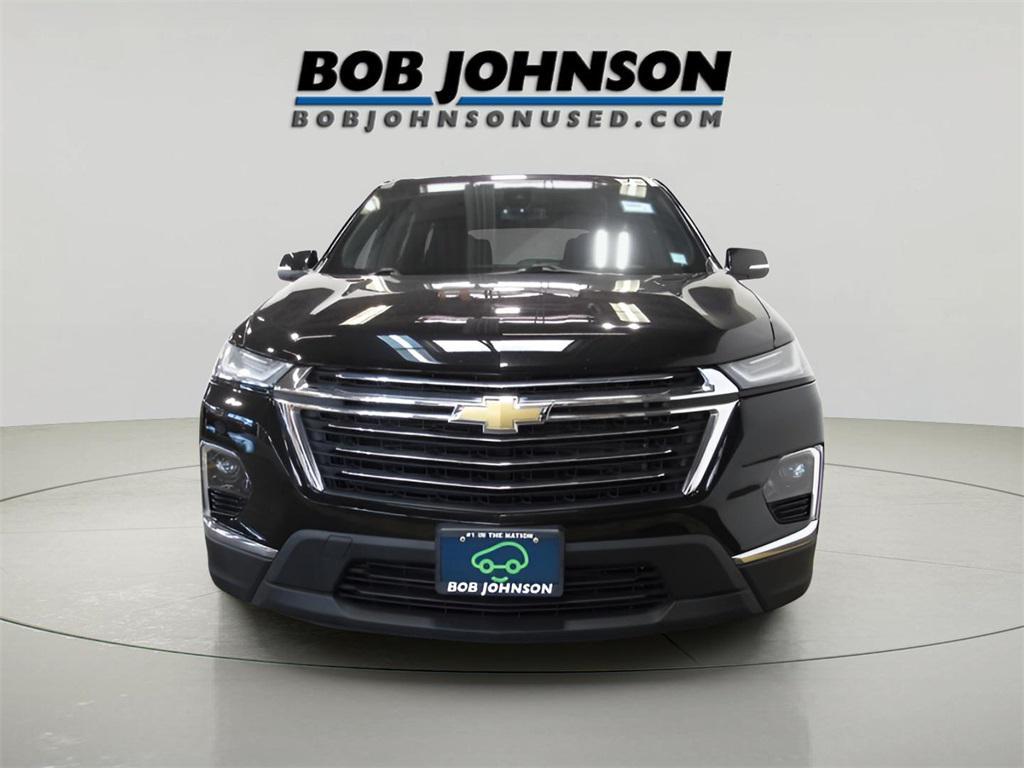 used 2023 Chevrolet Traverse car, priced at $30,586