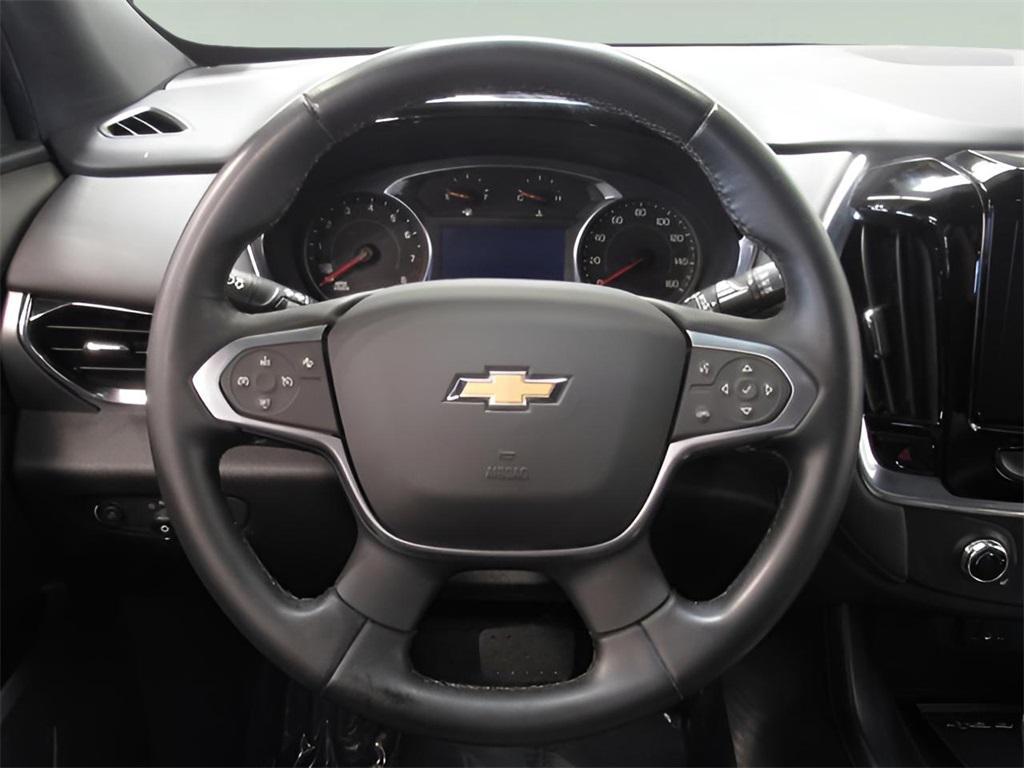 used 2023 Chevrolet Traverse car, priced at $30,586