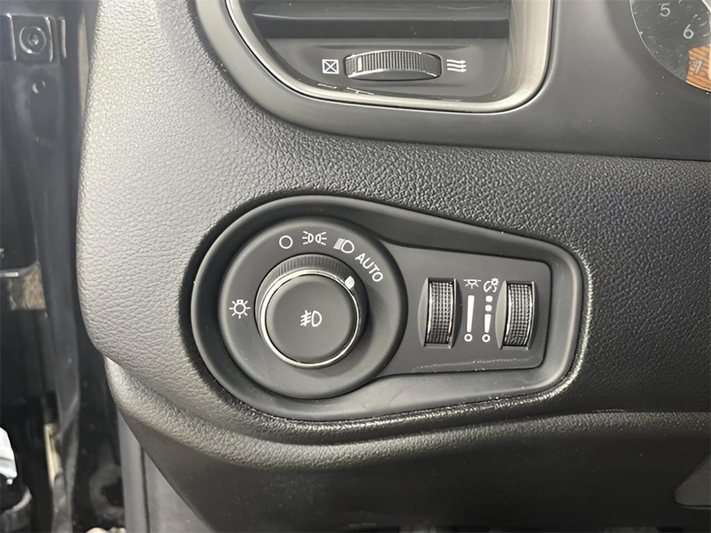 used 2020 Jeep Renegade car, priced at $16,642