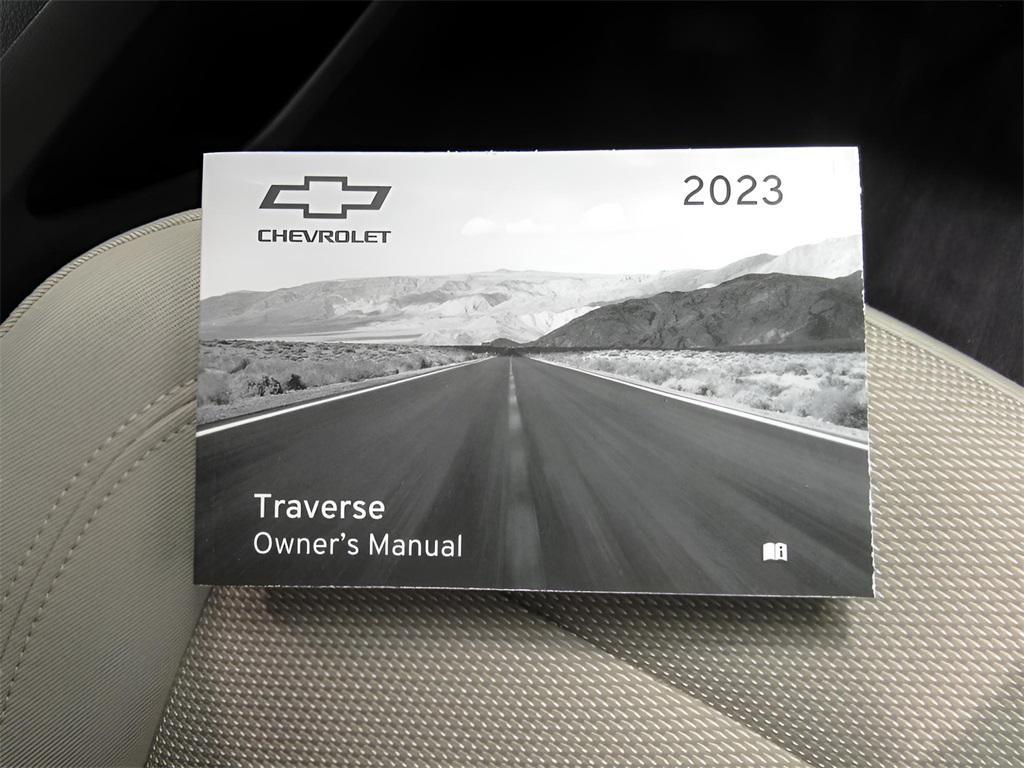 used 2023 Chevrolet Traverse car, priced at $28,183