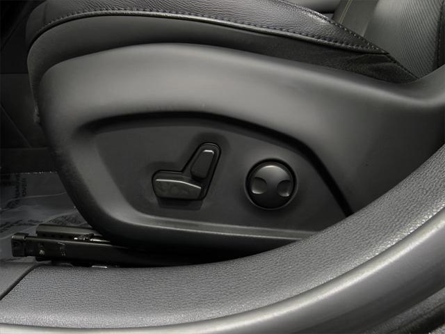 used 2022 Jeep Compass car, priced at $25,000