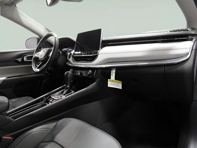 used 2022 Jeep Compass car, priced at $25,000