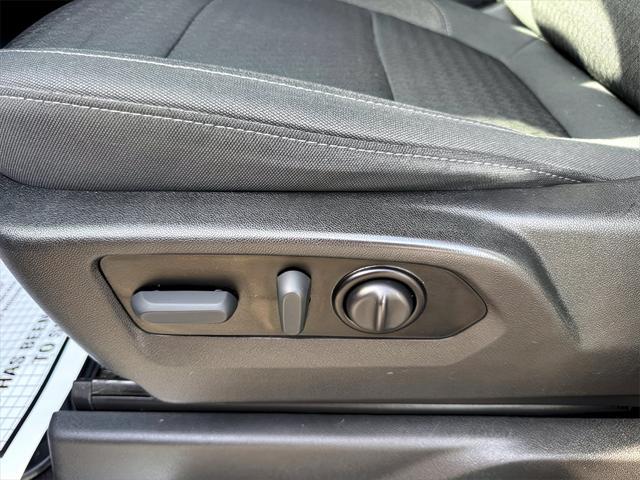 used 2022 Chevrolet Silverado 1500 car, priced at $33,399