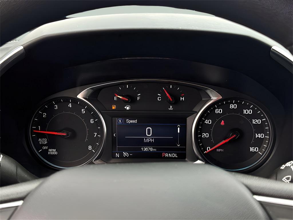 used 2022 Chevrolet Equinox car, priced at $21,913