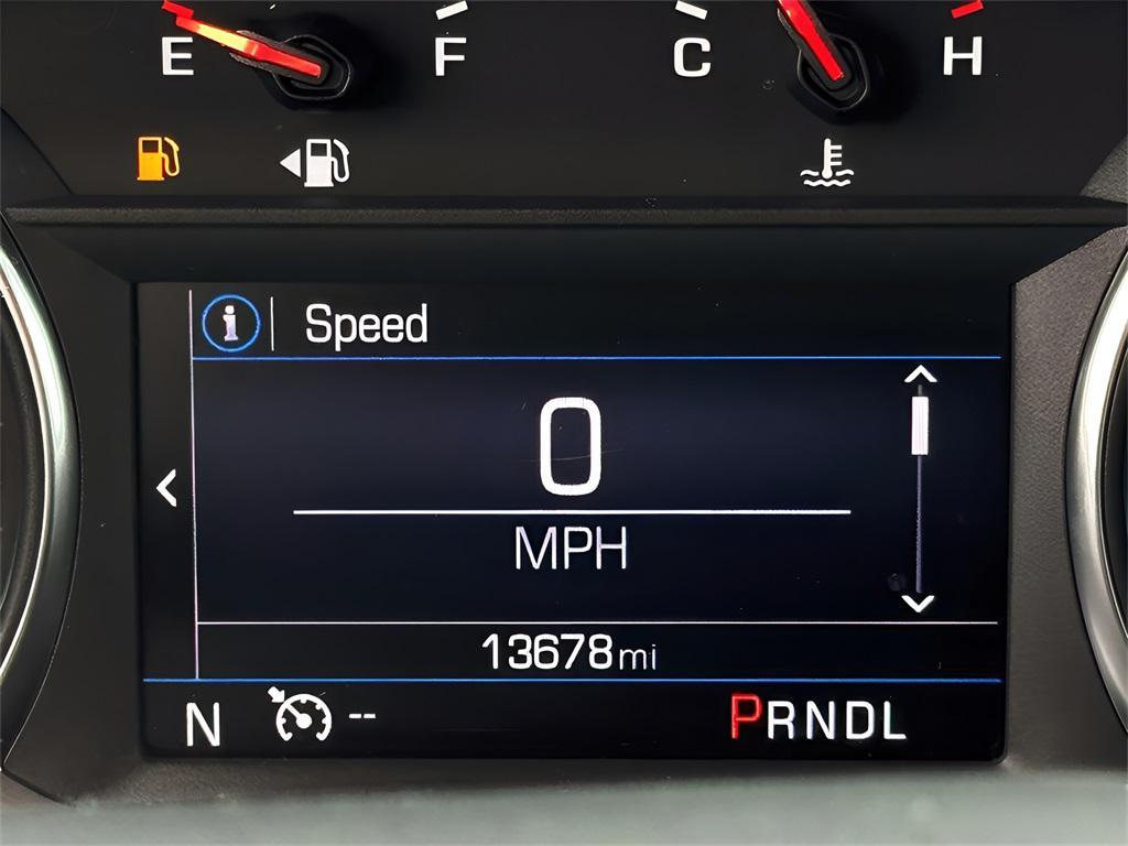 used 2022 Chevrolet Equinox car, priced at $21,913