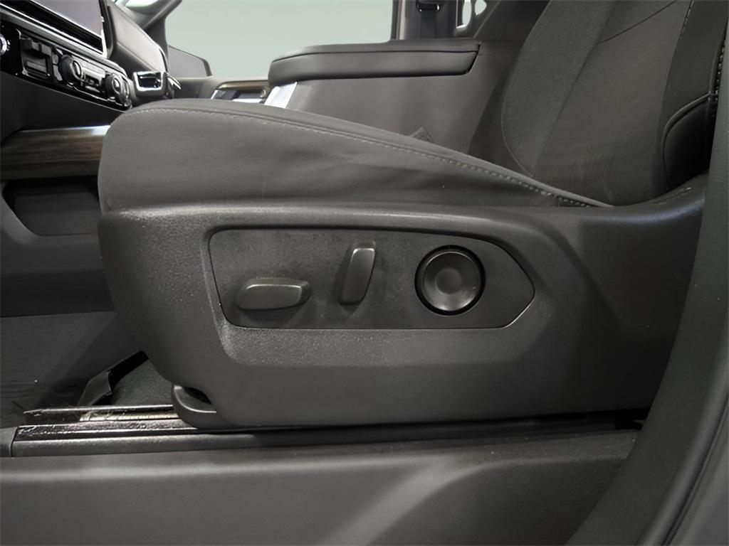 used 2024 Chevrolet Silverado 1500 car, priced at $52,095