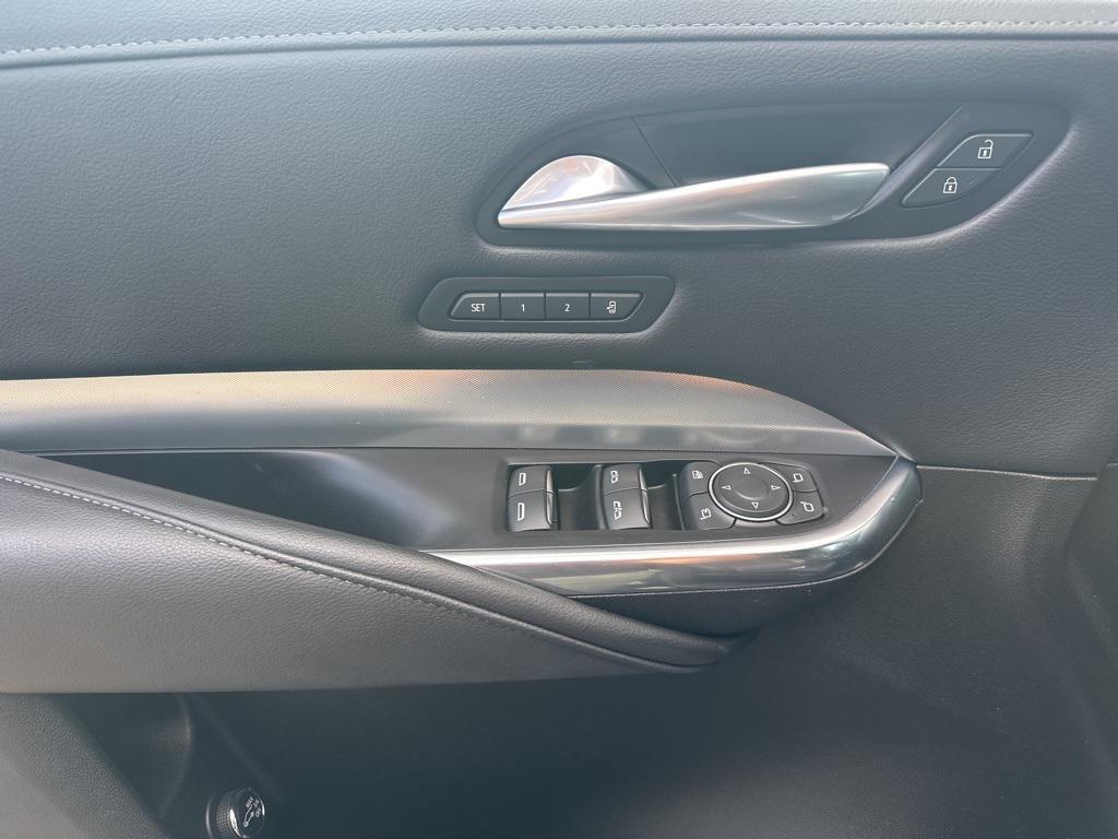used 2023 Cadillac XT4 car, priced at $30,977