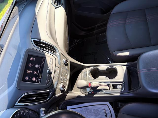 used 2022 Chevrolet Equinox car, priced at $23,996