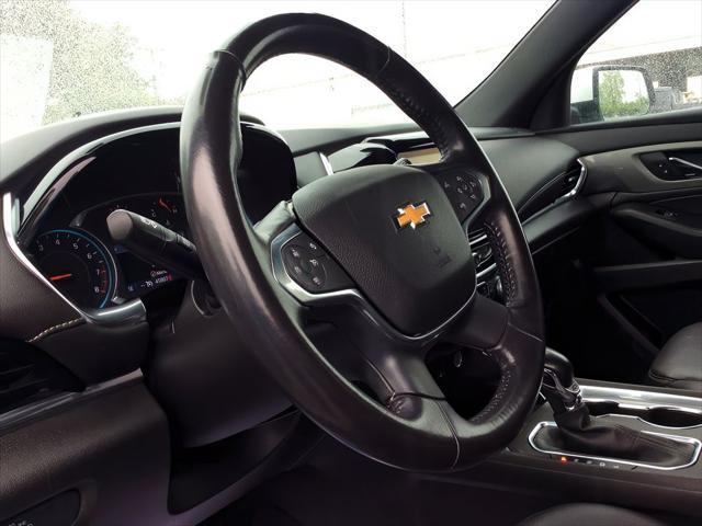 used 2022 Chevrolet Traverse car, priced at $35,068