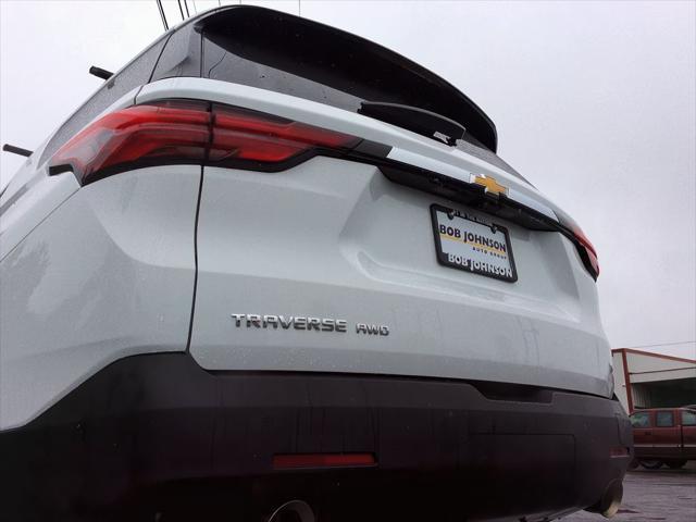 used 2022 Chevrolet Traverse car, priced at $35,068