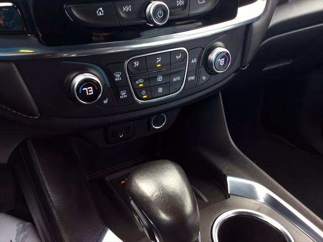 used 2022 Chevrolet Traverse car, priced at $35,068