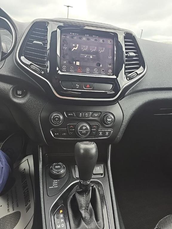 used 2019 Jeep Cherokee car, priced at $19,595