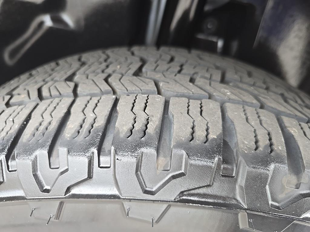used 2019 Jeep Cherokee car, priced at $19,595