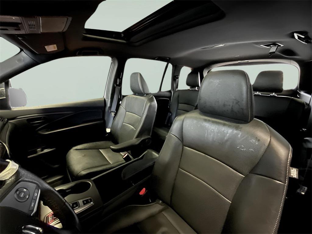 used 2023 Honda Passport car, priced at $33,567