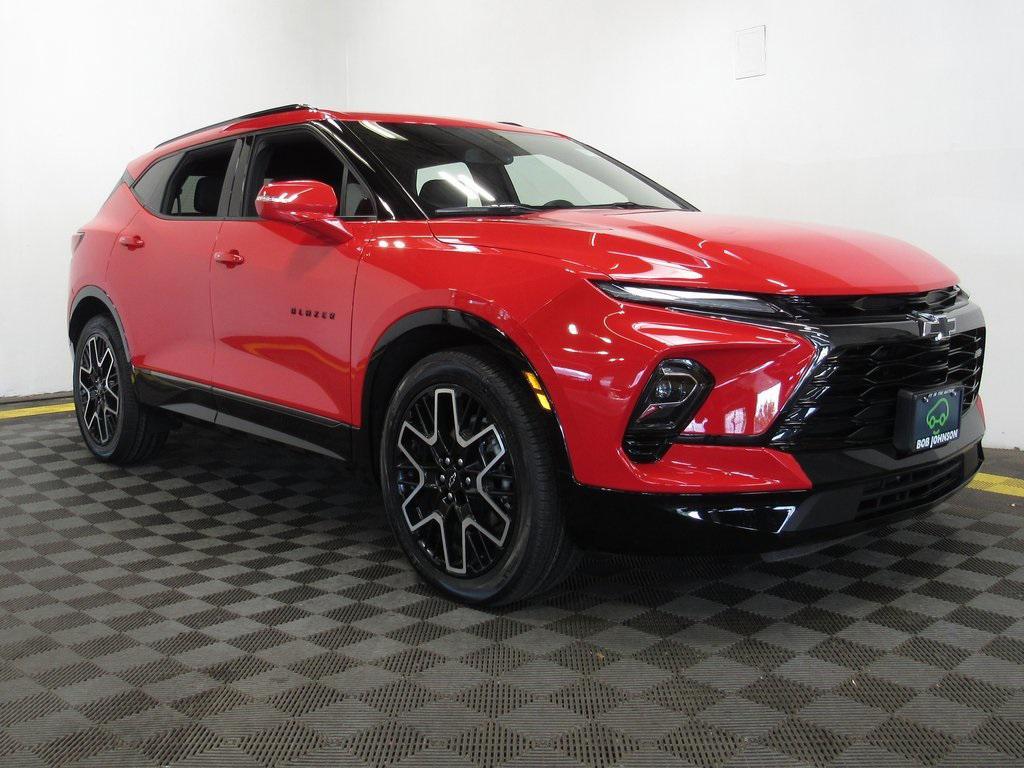 used 2023 Chevrolet Blazer car
