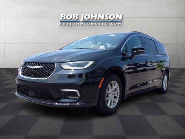 used 2022 Chrysler Pacifica car, priced at $26,066
