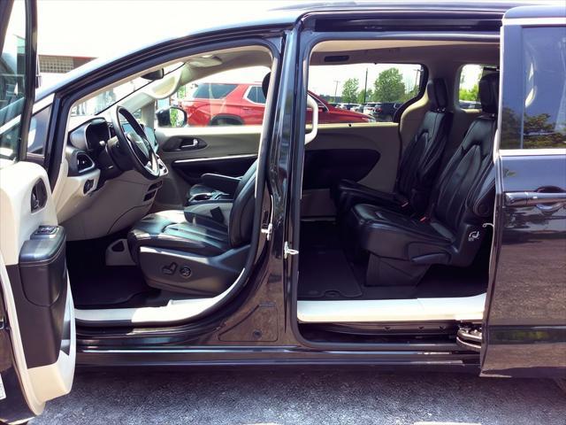 used 2022 Chrysler Pacifica car, priced at $26,066