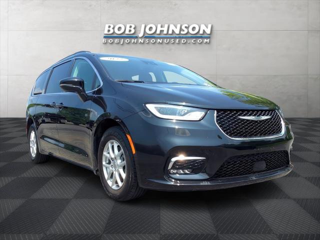 used 2022 Chrysler Pacifica car, priced at $26,066