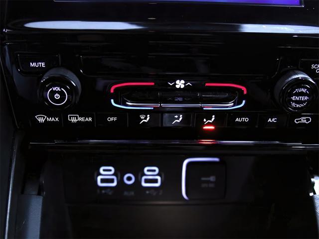 used 2024 Jeep Grand Cherokee L car, priced at $32,900