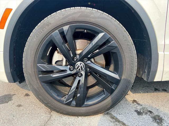 used 2024 Volkswagen Tiguan car, priced at $34,219