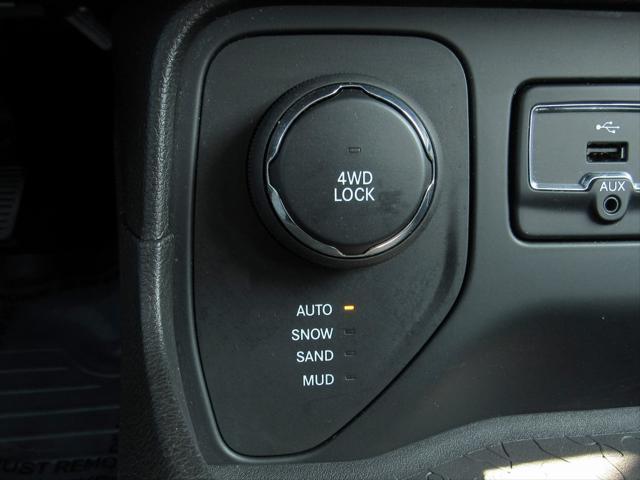 used 2017 Jeep Renegade car, priced at $17,491