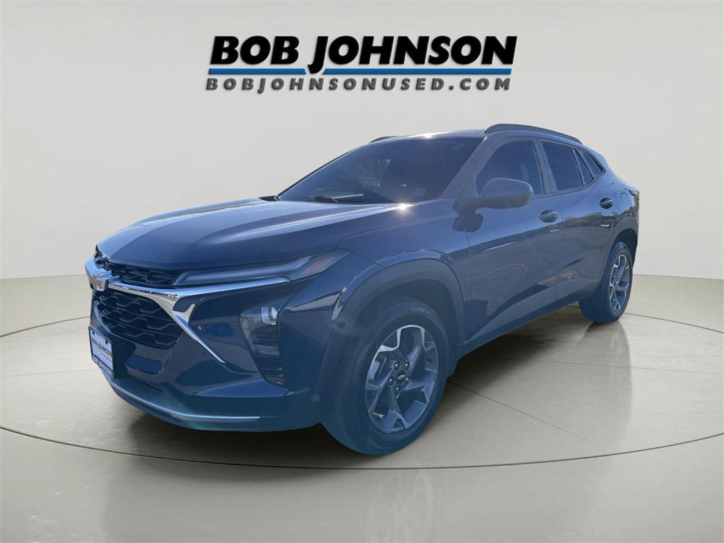 used 2024 Chevrolet Trax car, priced at $20,647