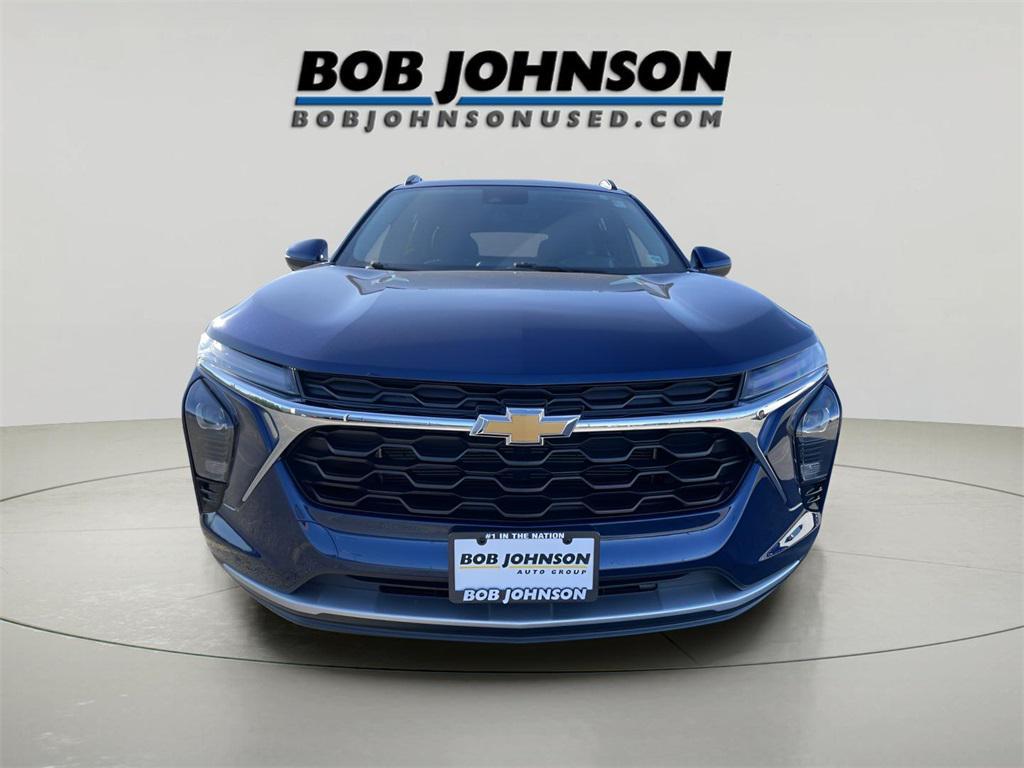 used 2024 Chevrolet Trax car, priced at $20,647