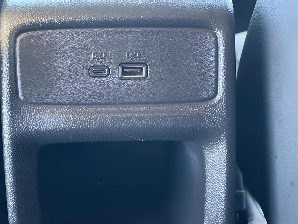 used 2024 Chevrolet Trax car, priced at $20,647