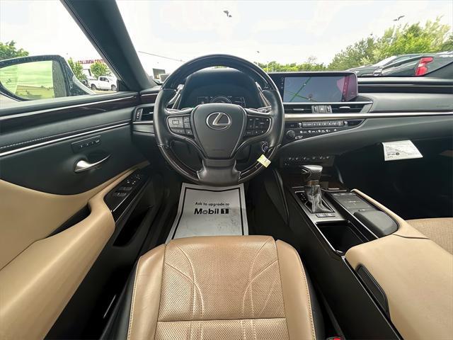 used 2019 Lexus ES 300h car, priced at $27,979