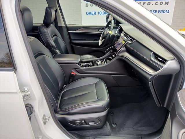 used 2022 Jeep Grand Cherokee car, priced at $32,495