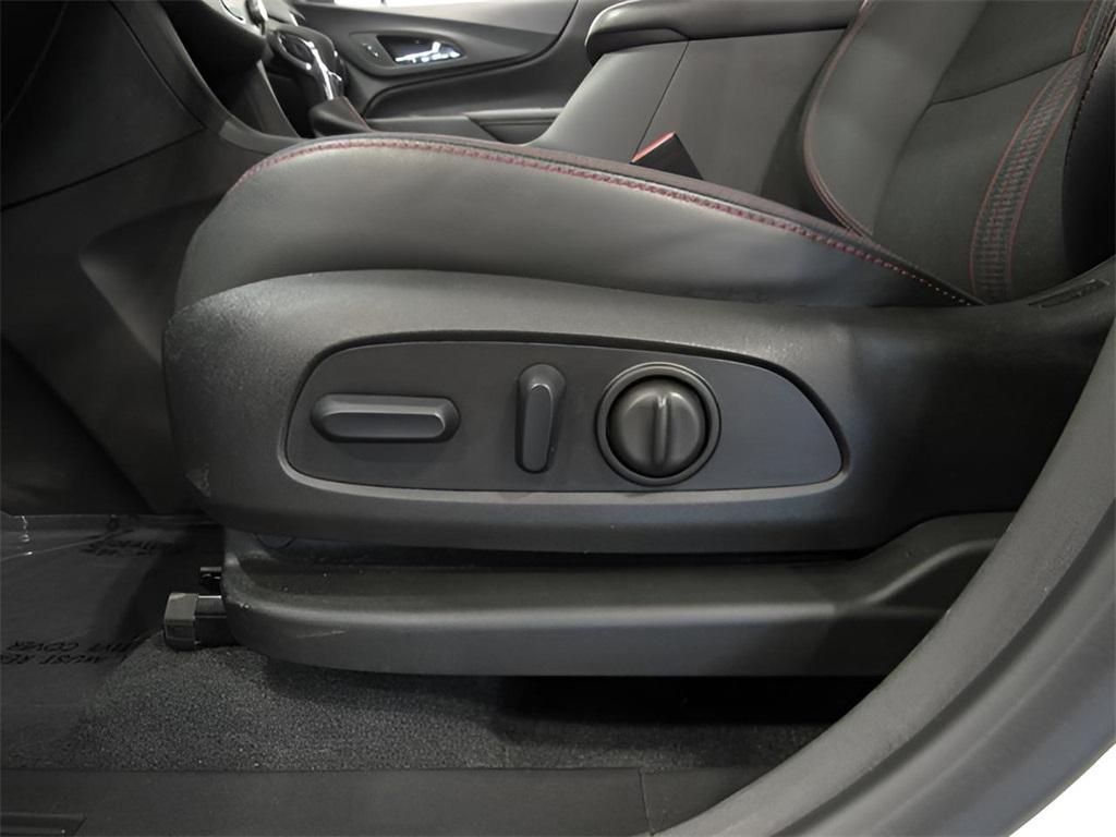 used 2024 Chevrolet Equinox car, priced at $27,210