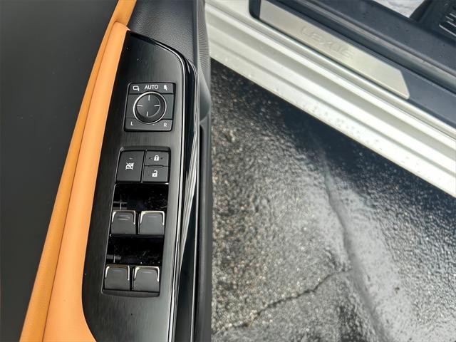 used 2024 Lexus ES 300h car, priced at $44,909