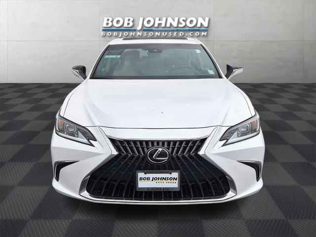 used 2024 Lexus ES 300h car, priced at $44,909